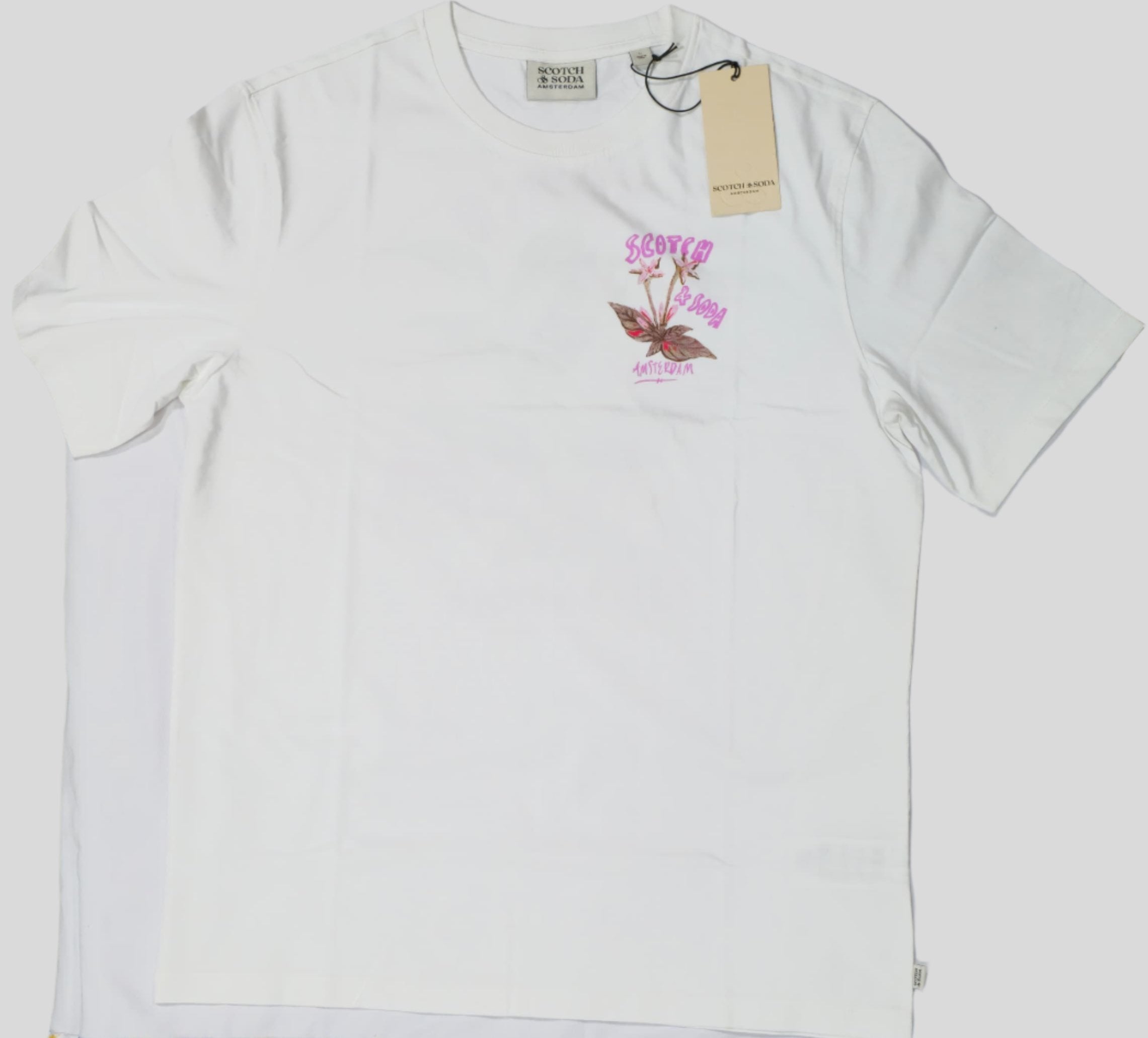 Central Park Artwork T-Shirt (White) 179945101