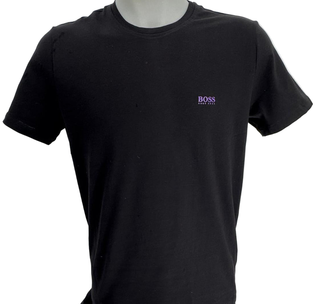 A regular-fit T-shirt by HUGO BOSS. Featuring coordinating logo at the left chest, this short-sleeved T-shirt is crafted in pure-cotton jersey for natural comfort and breathability.