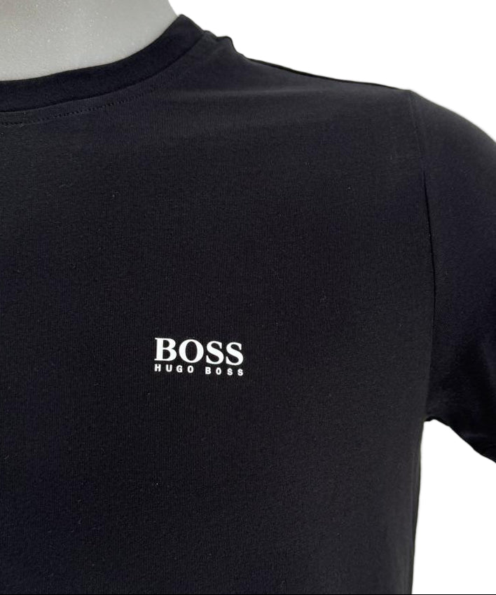 A regular-fit T-shirt by HUGO BOSS. Featuring coordinating logo at the left chest, this short-sleeved T-shirt is crafted in pure-cotton jersey for natural comfort and breathability.