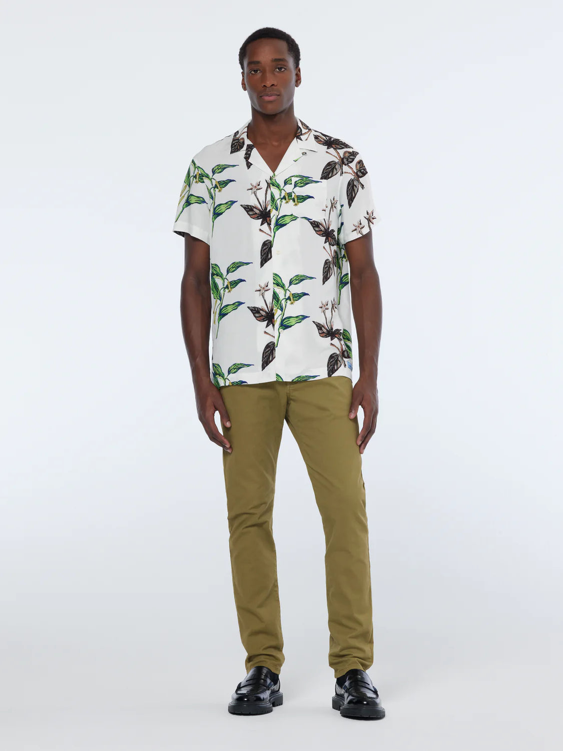 Leaf Printed Short Sleeve Shirt (Cream)