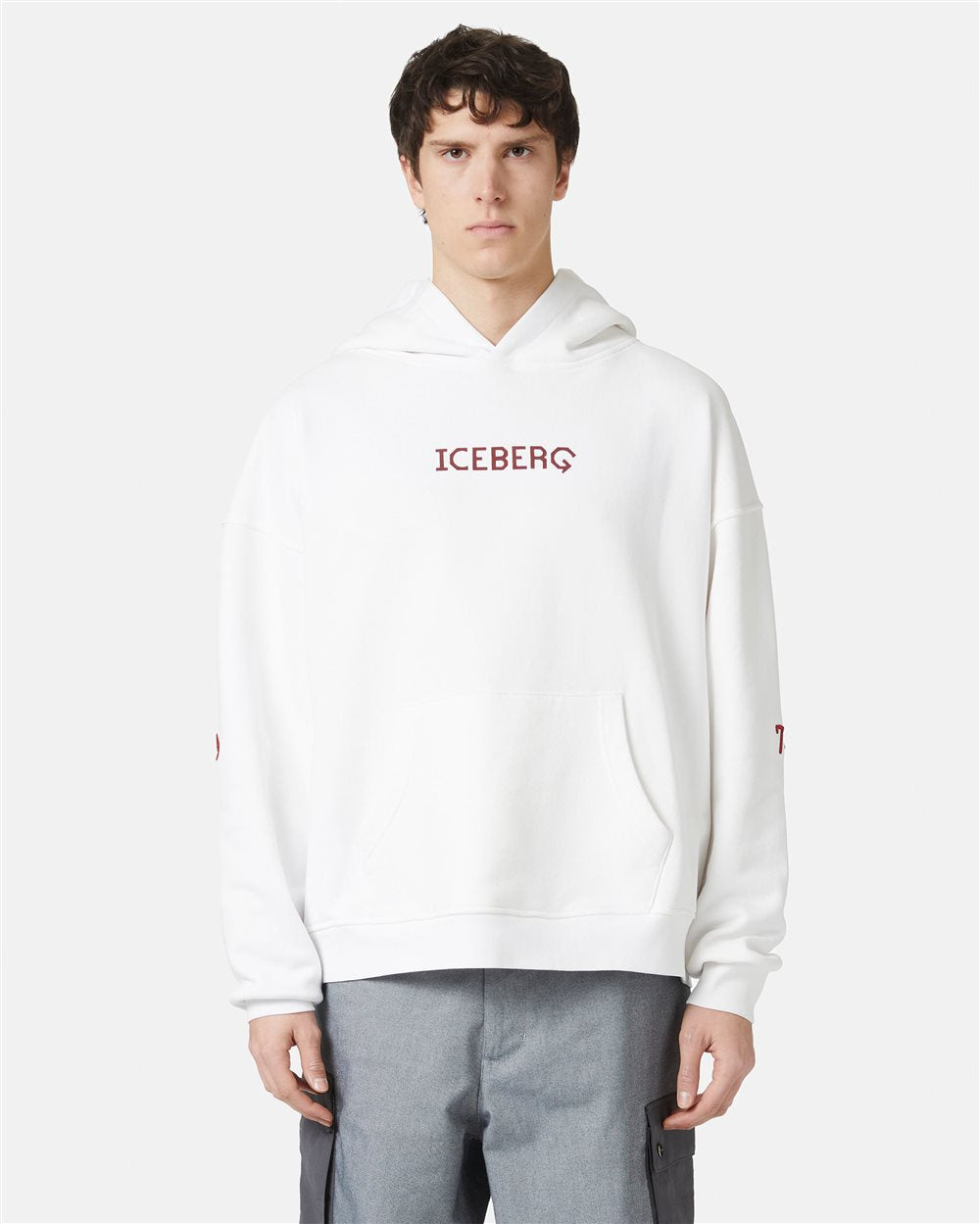 Sweatshirt with hood and printed logo (White