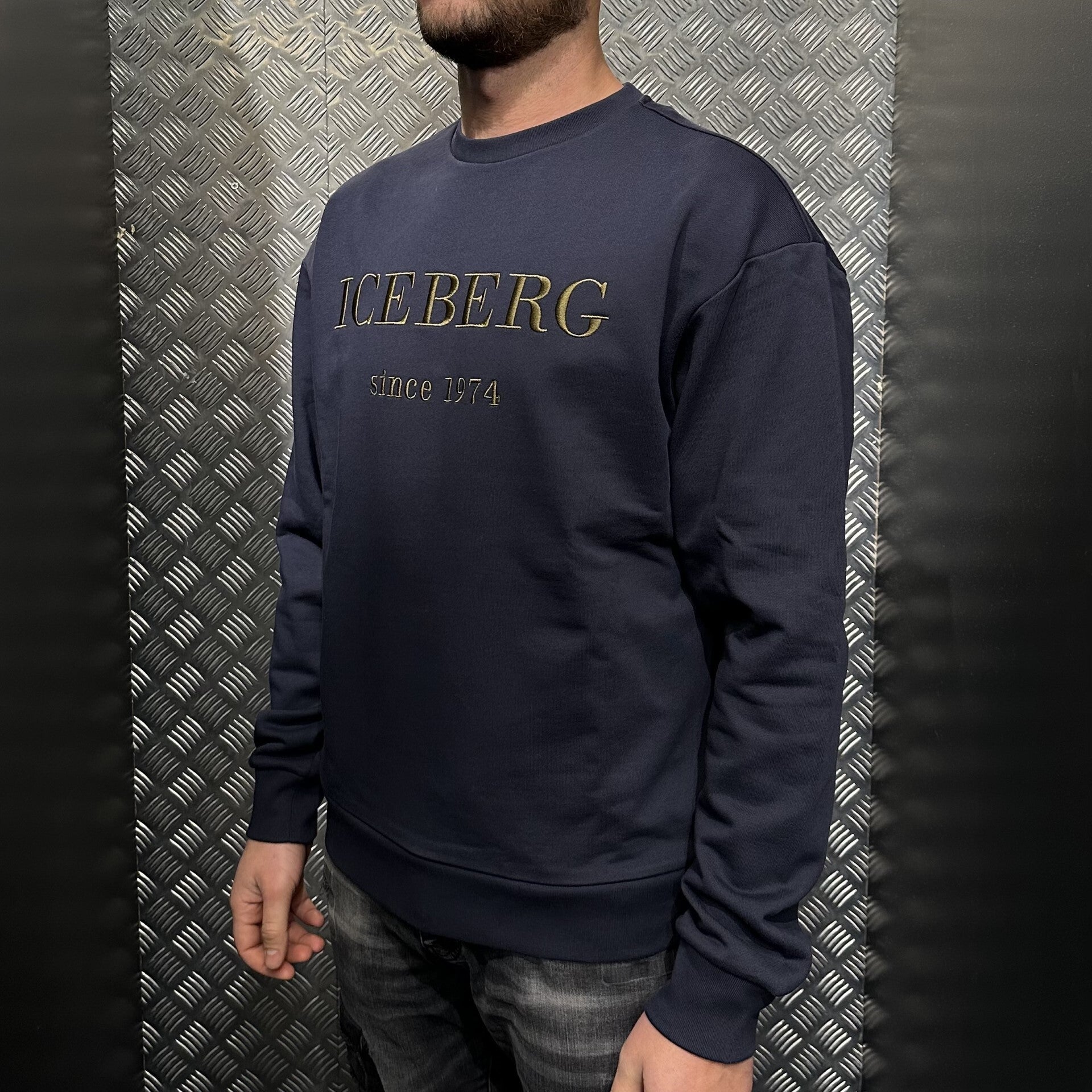 Embroidered Logo 5C Sweatshirt (Navy)