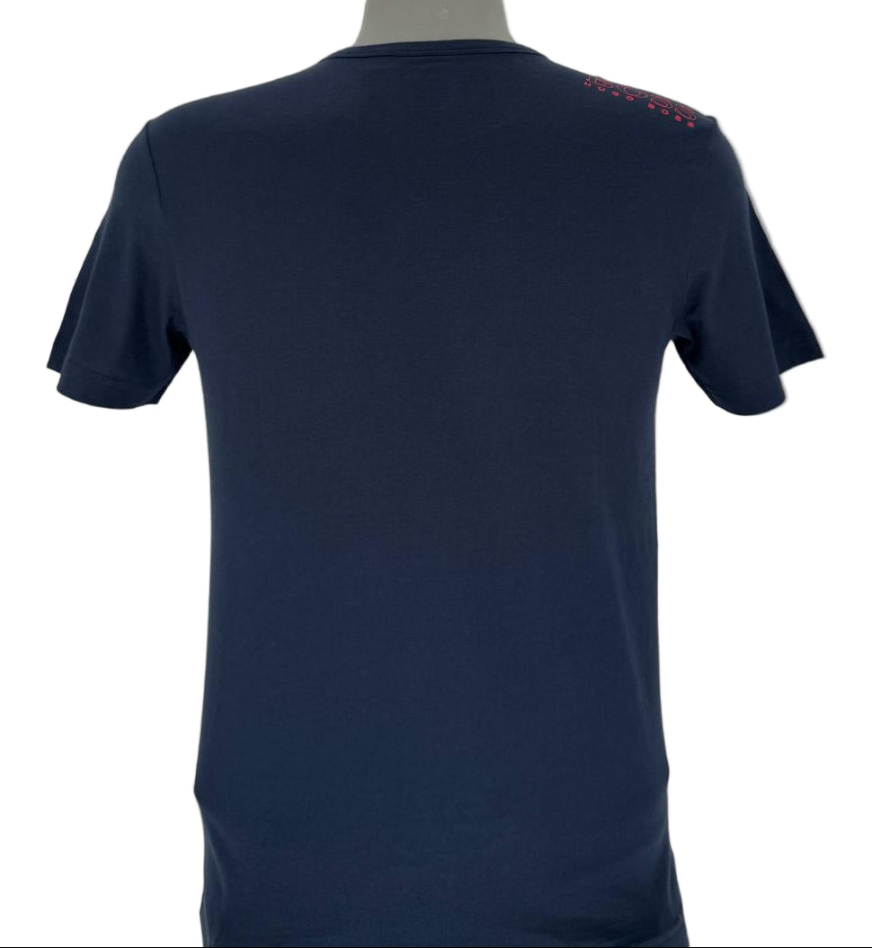 Upgrade your everyday style with the Hugo Boss Basic Tee in Navy Blue, featuring a bold red BOSS front logo and matching red logo detail on the back neck. 