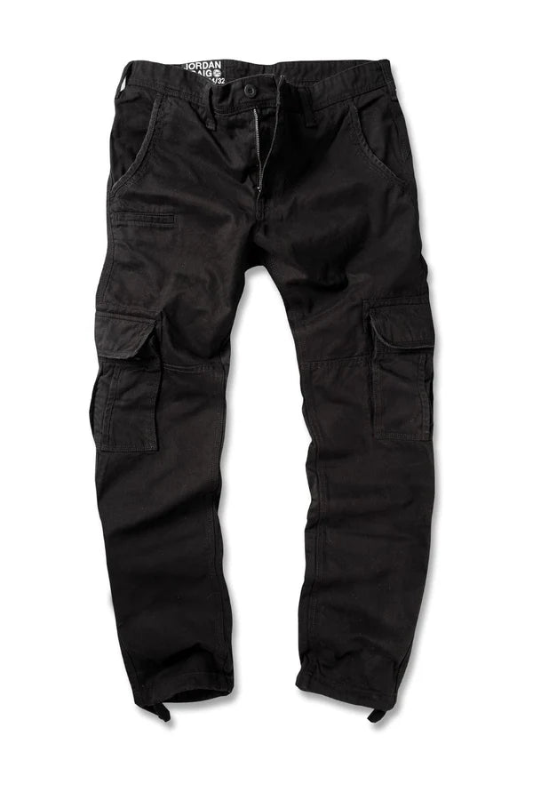  Xavier loose fit cargo pants in 100% cotton with straight leg and side cargo pockets