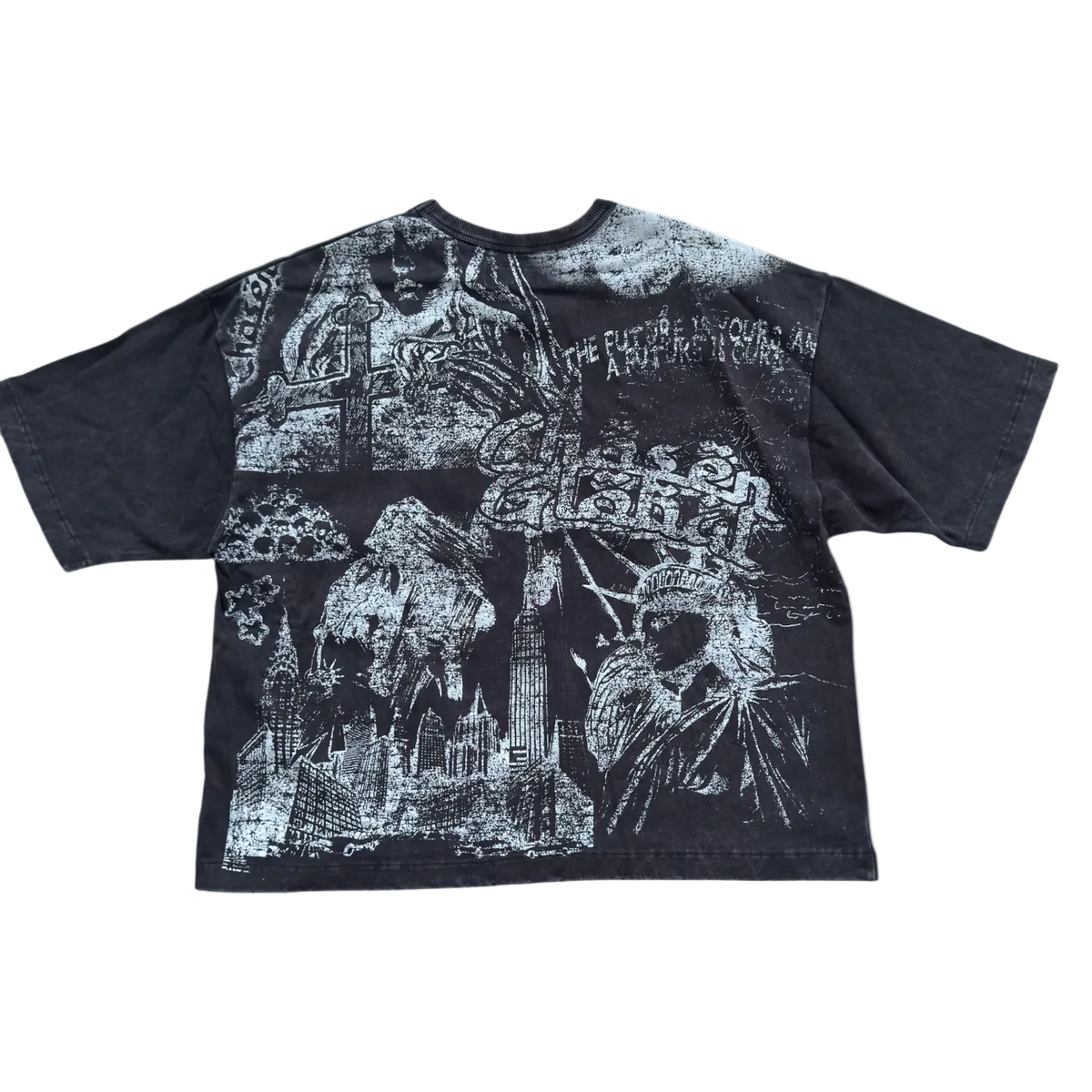 Chosen Tee in black with a classic crew neck design and versatile streetwear-inspired fit for everyday wear.