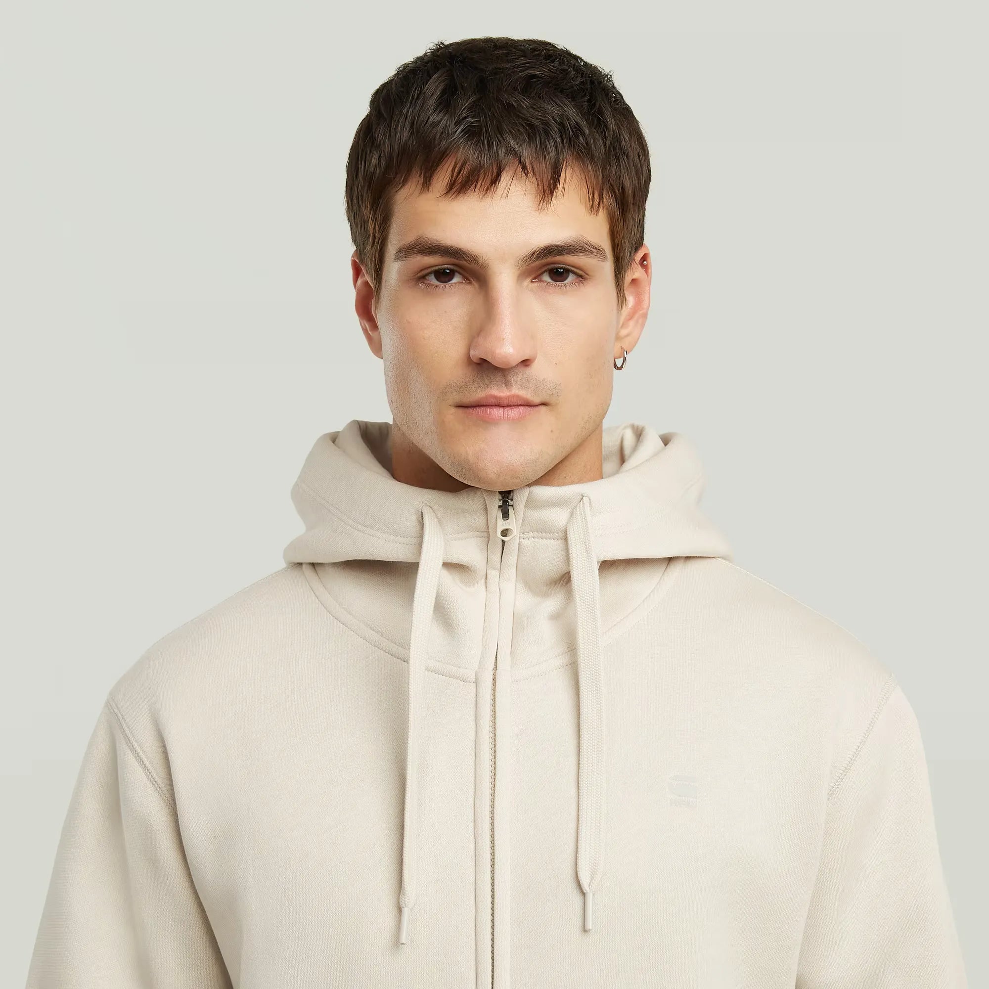 G-STAR® Premium Core Hooded Zip Sweater in Whitebait with hood, zip closure, and ribbed cuffs