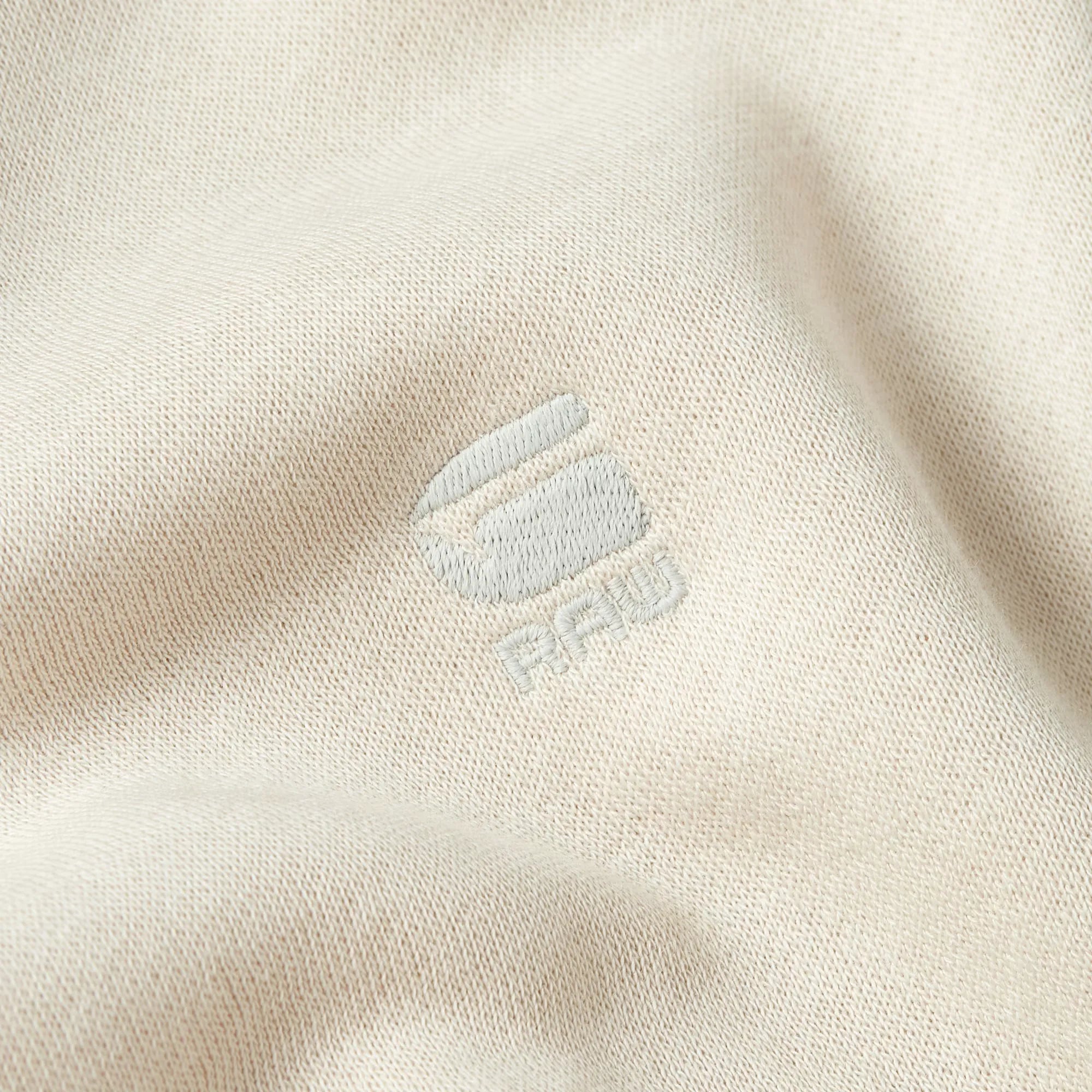 G-STAR® Premium Core Hooded Zip Sweater in Whitebait with hood, zip closure, and ribbed cuffs