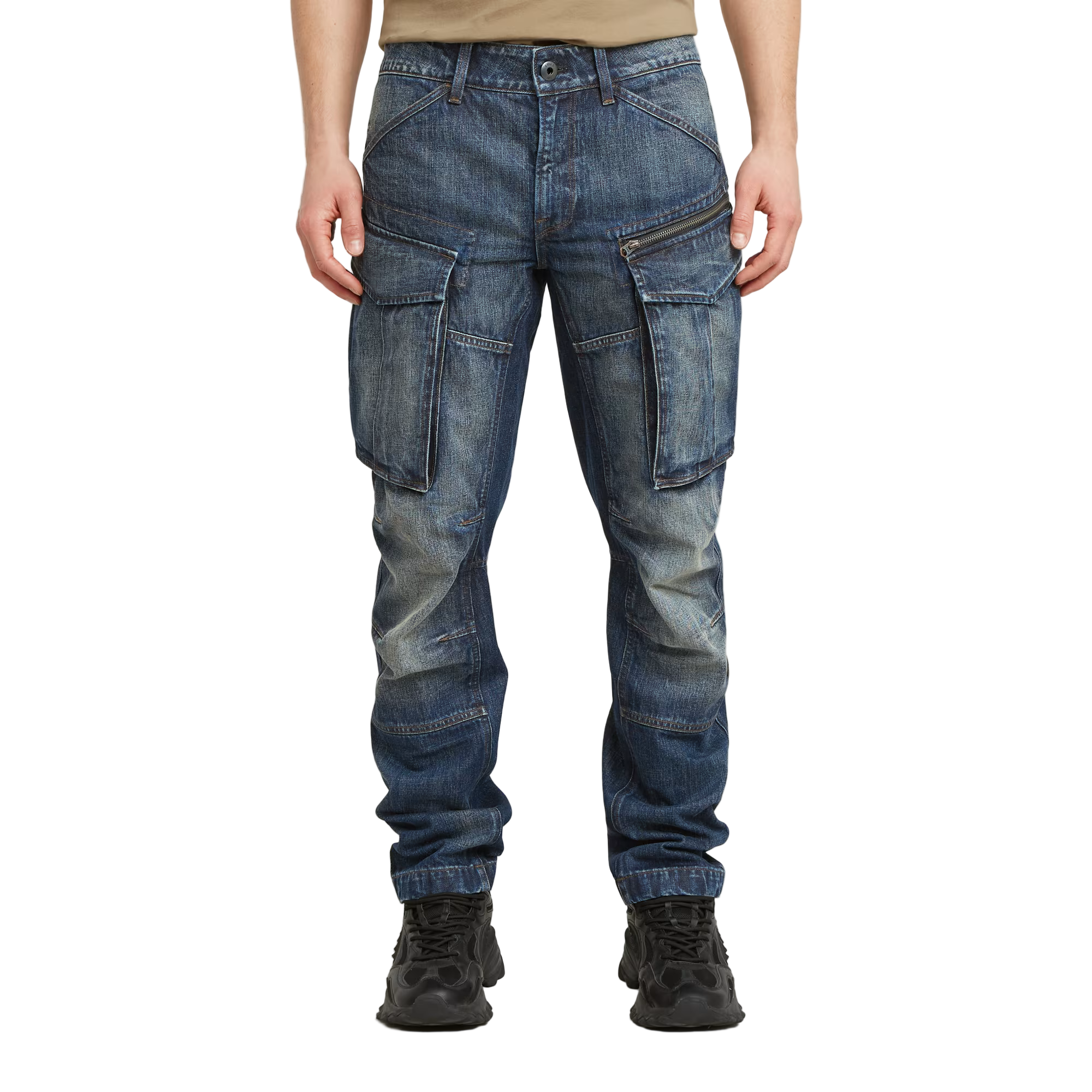 Rovic Zip 3D Regular Tapered Jeans in Blue with low waist and tapered leg