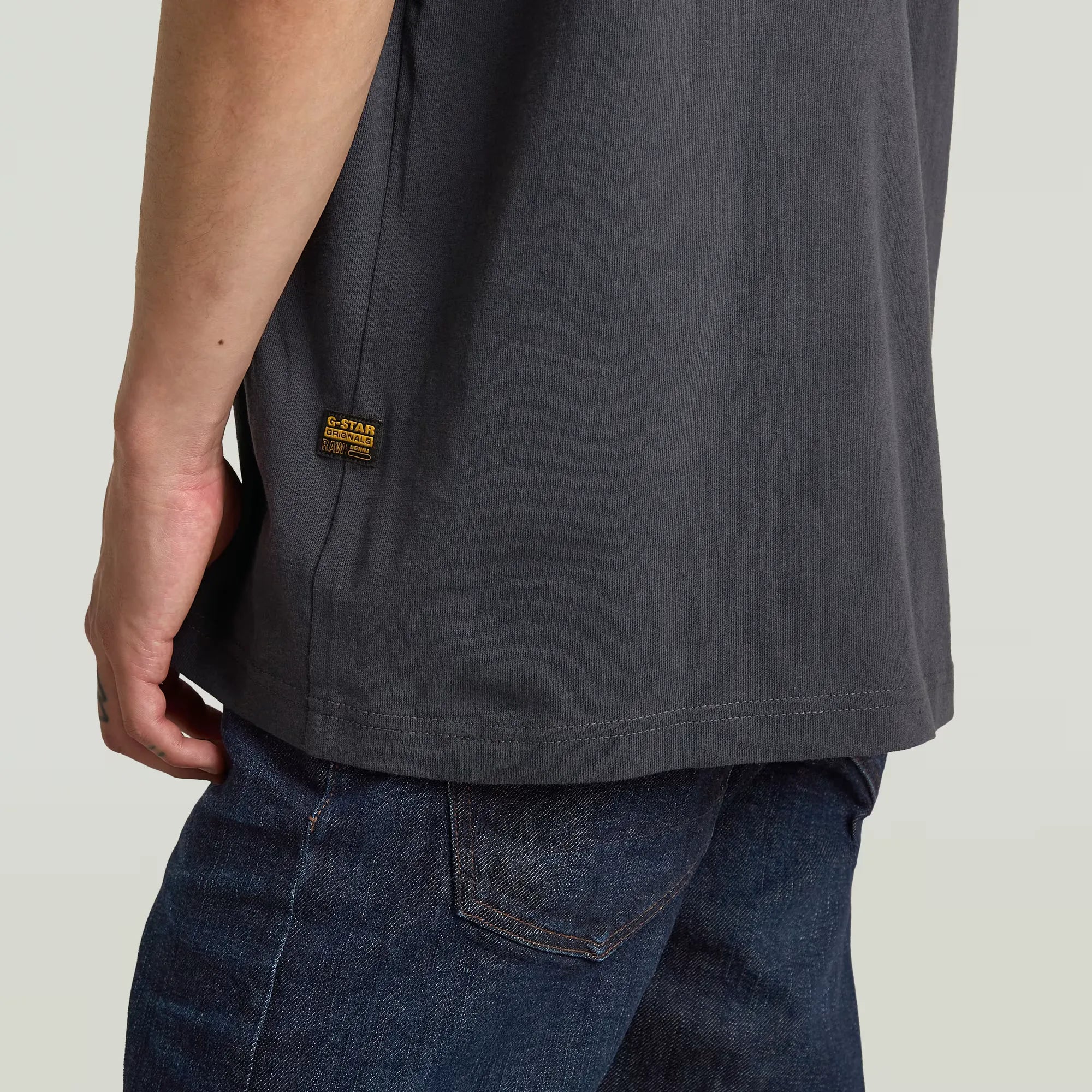 G-Star Spray G Logo T-Shirt with regular fit and chest logo print