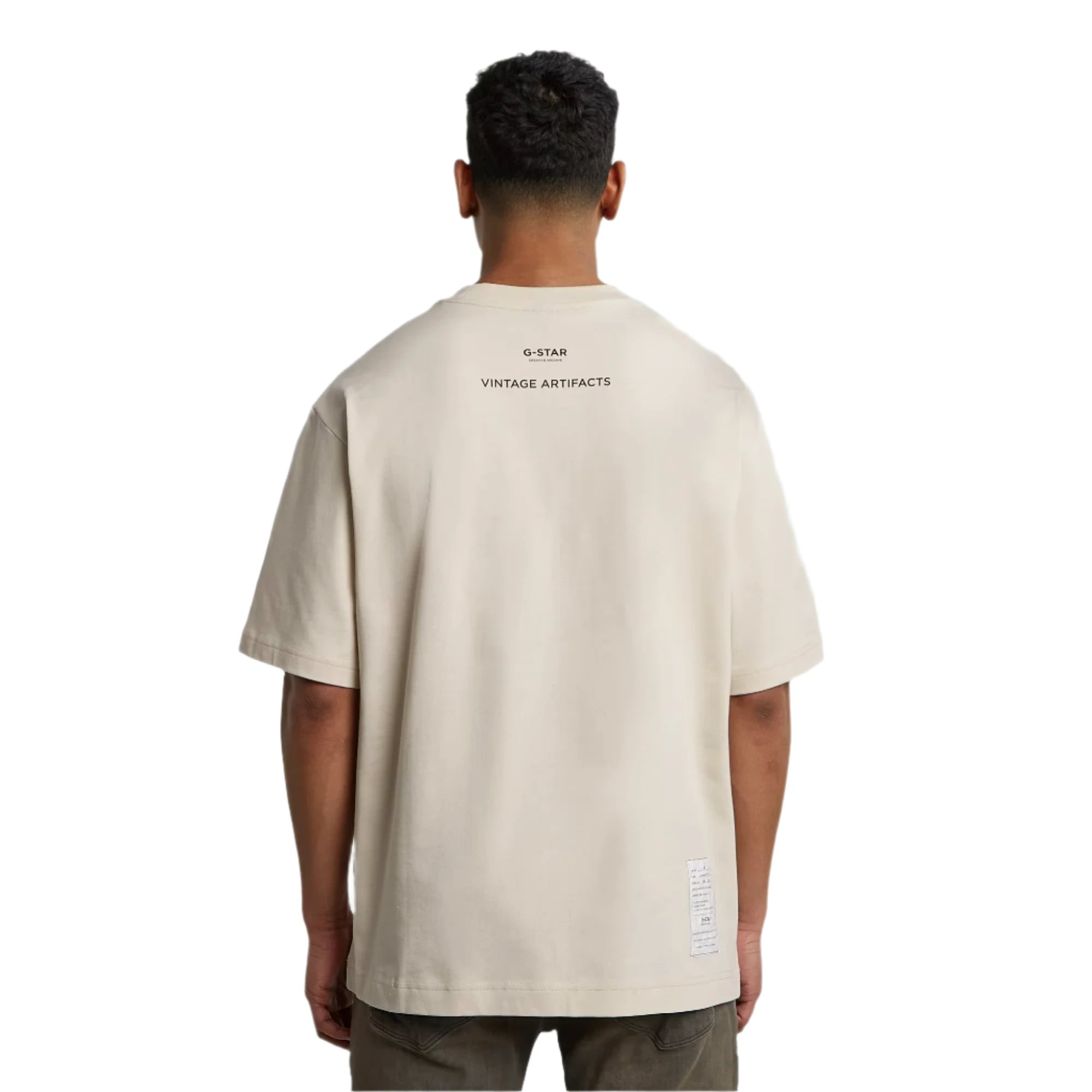 Oversized G-STAR Artifacts Boxy T-Shirt with round neck and unique front graphic print.