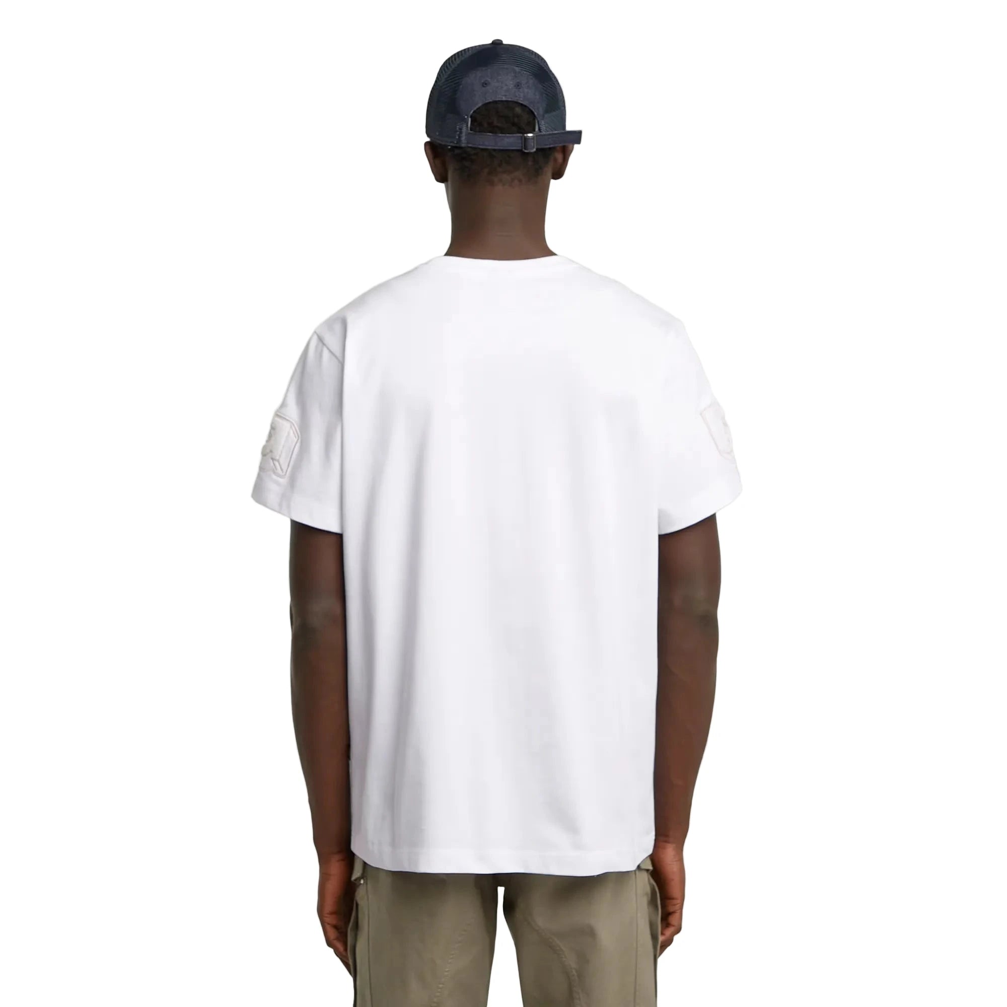 PATCHES Loose T-Shirt in white with graphic front, round neckline, and short sleeves