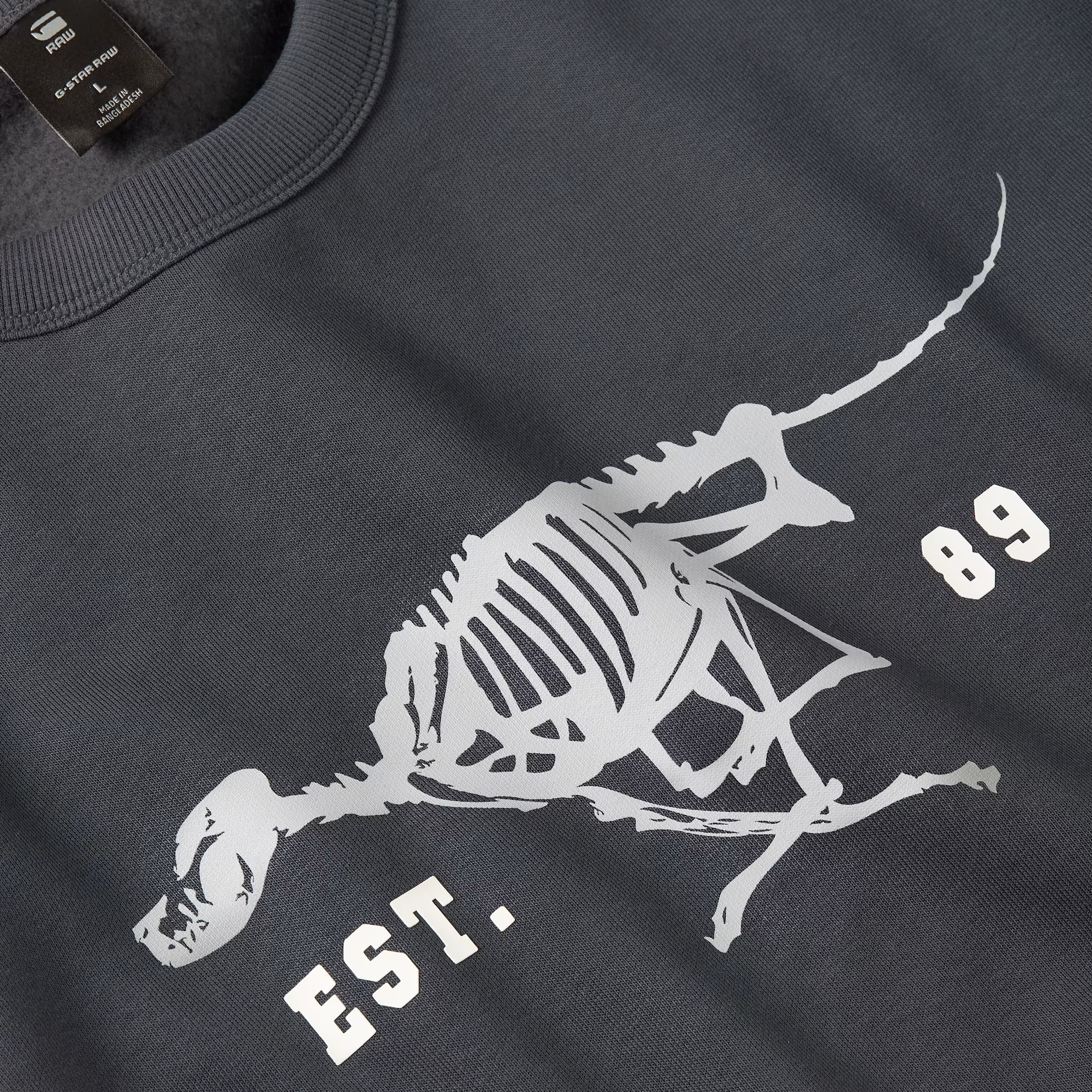 G-Star Running Dog Back Graphic Sweater in dark black with front and back graphic prints, round neckline, and ribbed edges.