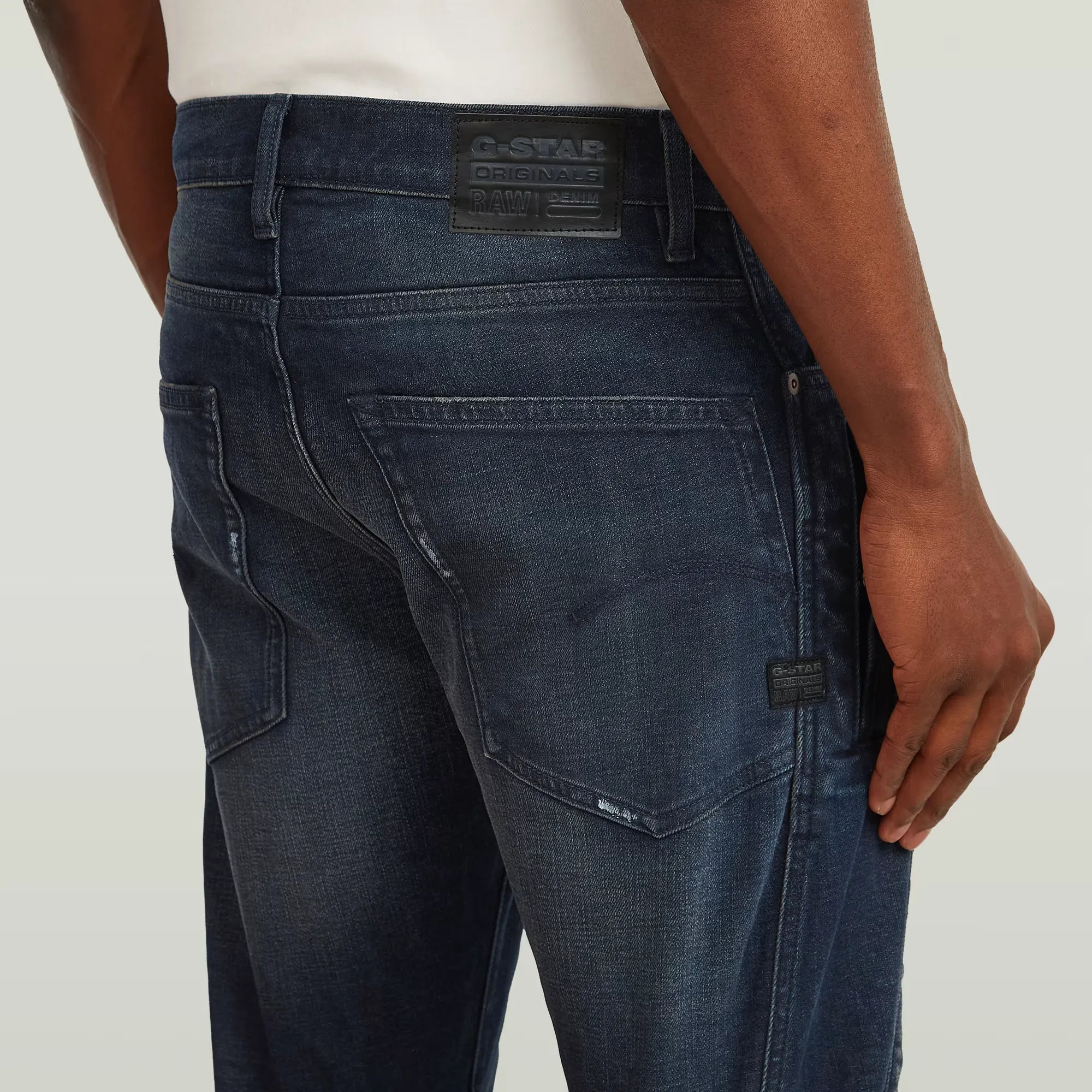 G-Star De Contor 3D slim jeans with mid-waist fit, 3D construction, and stretch denim fabric