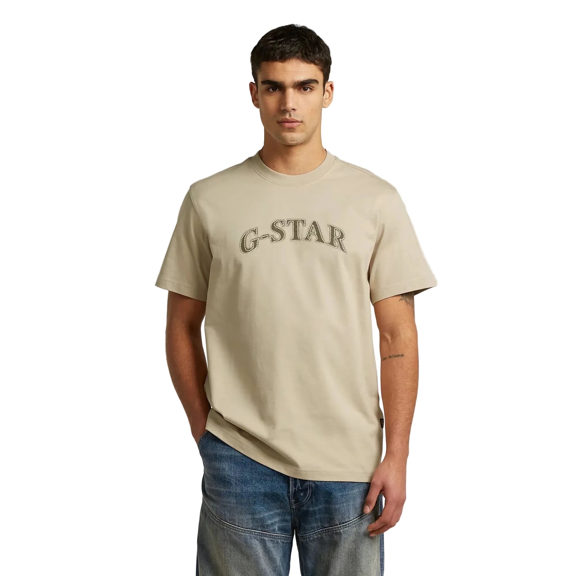 G-Star Multi Layer 1989 Tee Graphic with round neck, short sleeves, and lightweight organic cotton fabric