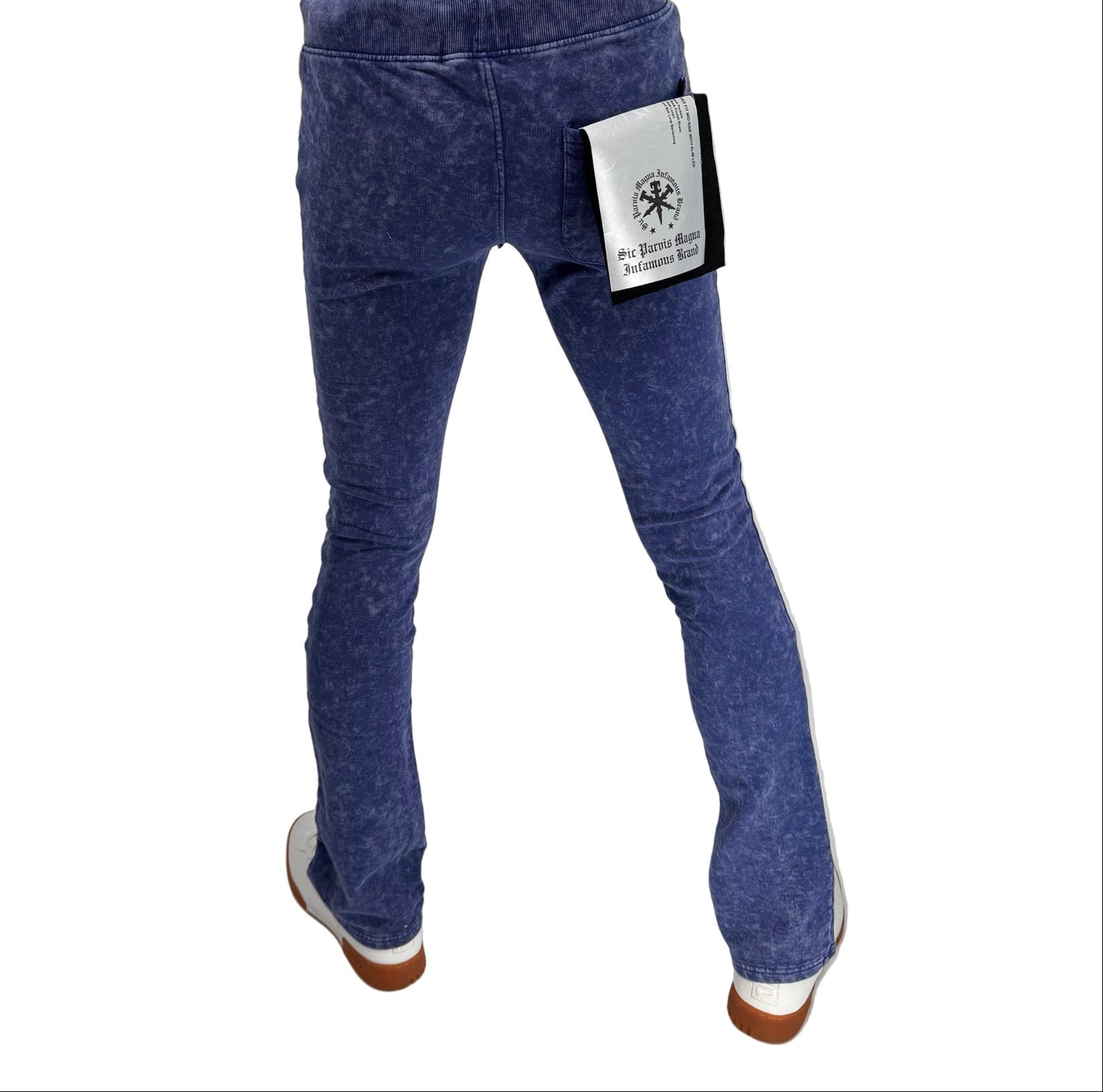 Bring effortless style and comfort together with the Basic Tie Dye Stack Sweatpant in Blue — a perfect blend of chill vibes and streetwear edge.