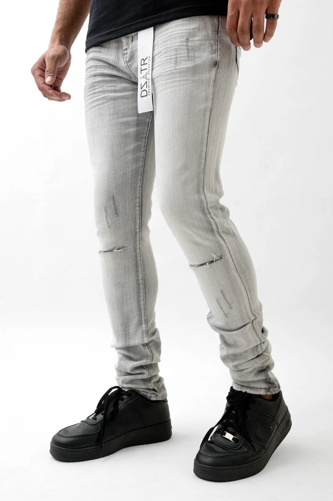 Simple never looked this good, elevate your look with The Premium Disaster's Grey Denim.

