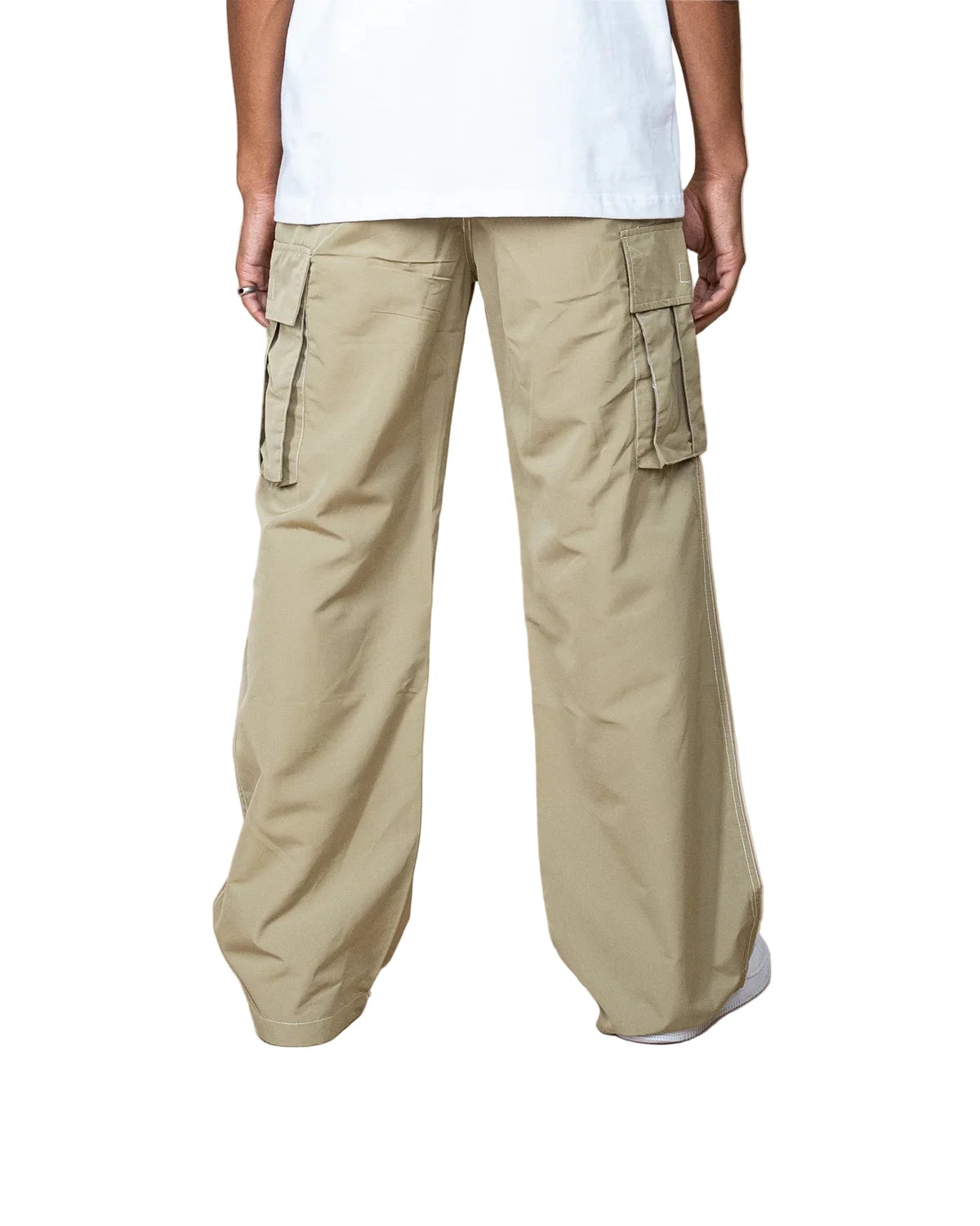 Campus Cargo Pants in nylon with relaxed fit, side cargo pockets, front knee pleating, and contrast white stitching