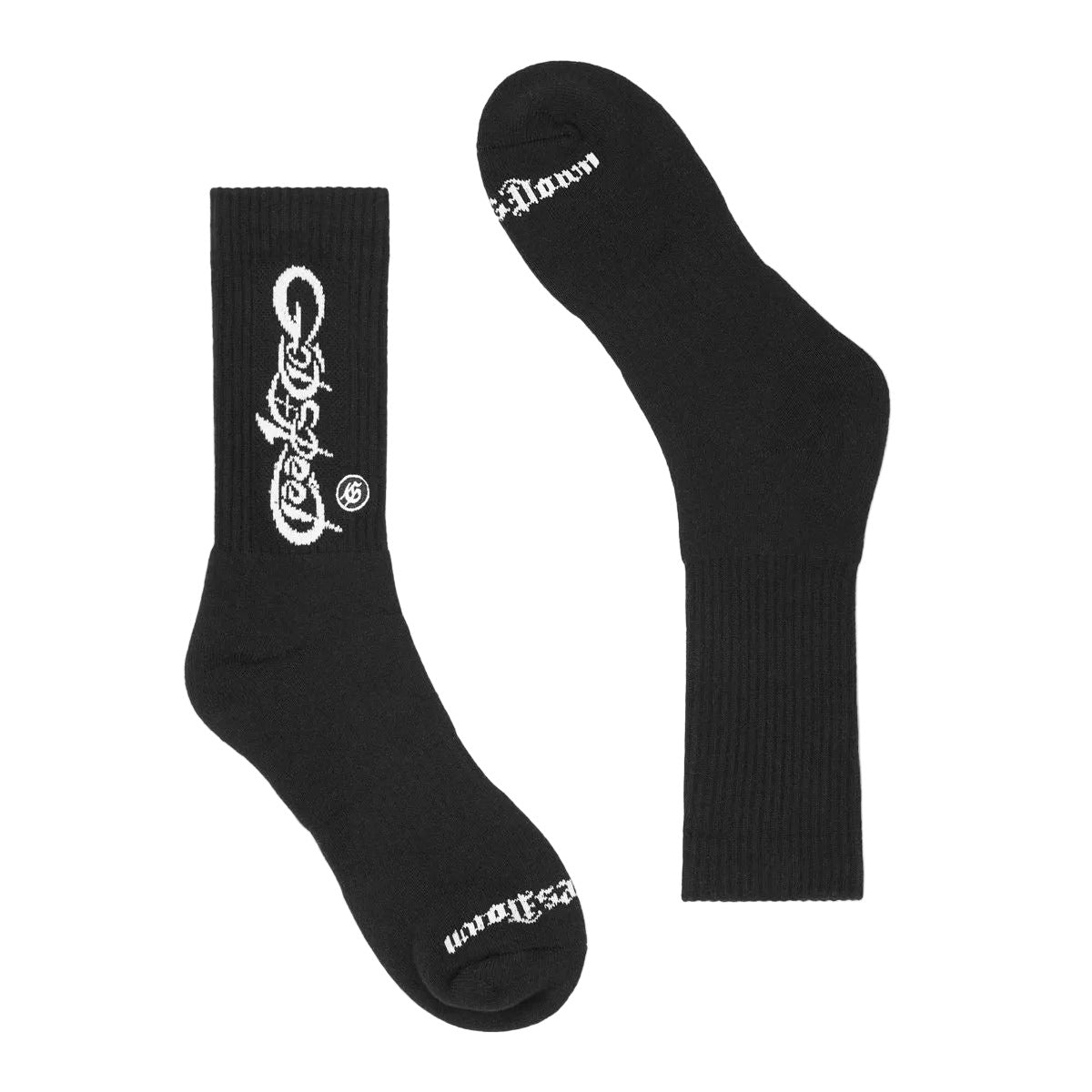 The Godspeed GS New Age Logo Sock in Orange is a premium packaged sock designed for everyday wear. Each package includes one pair and features the “Stay 10 toes down” message as part of the design. Built for comfort and style, these socks offer a clean look with signature branding.