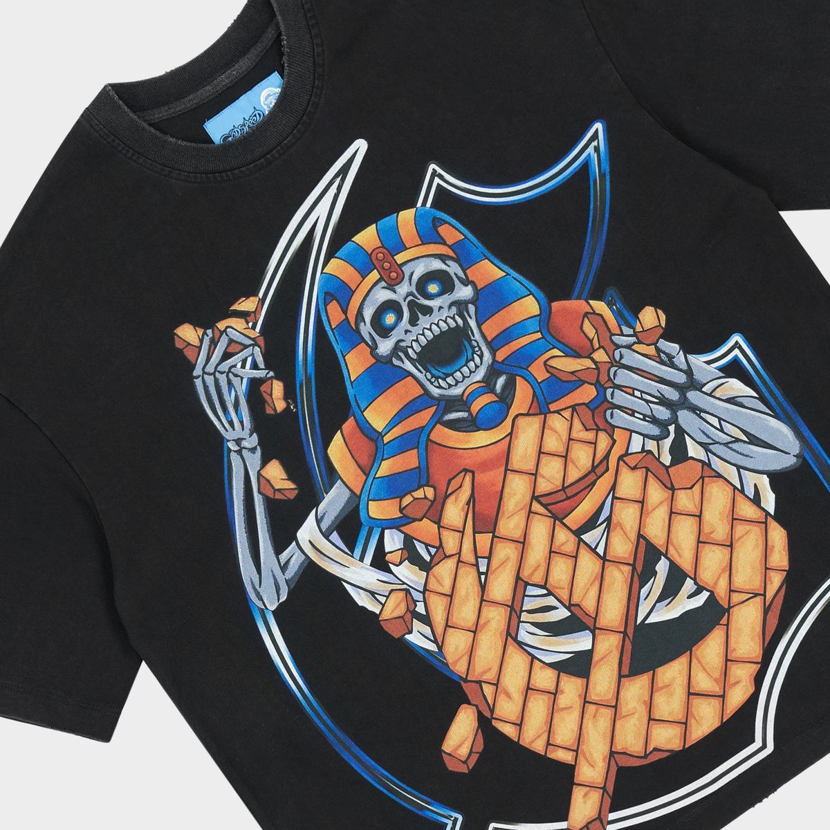 Godspeed Tomb Raider T-shirt NG in black with bold graphic artwork and mid-weight washed fabric for modern streetwear style.