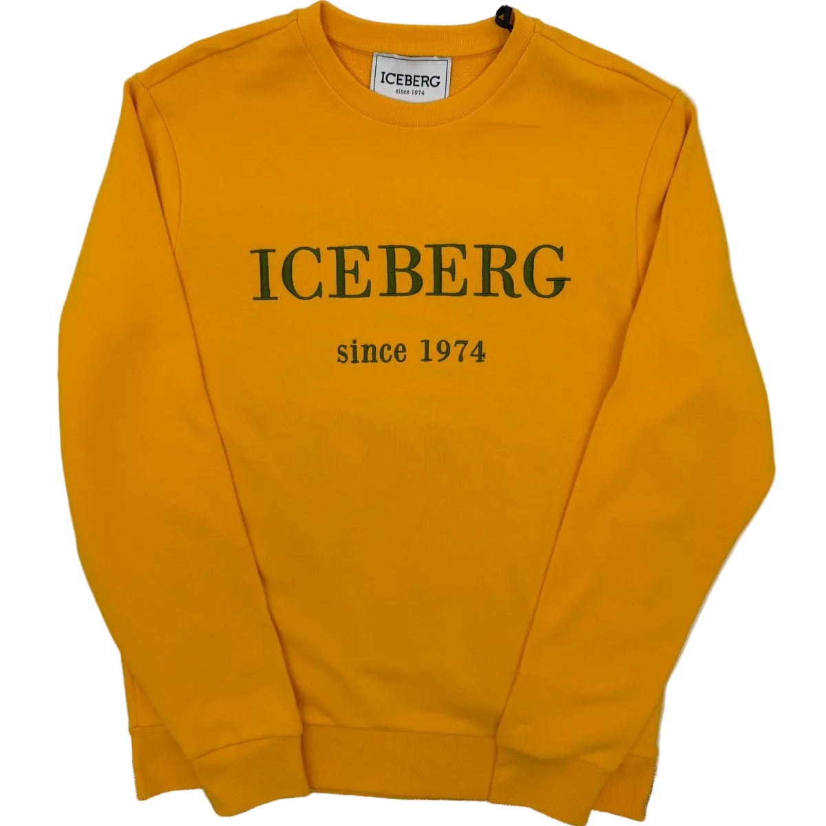 Brighten your streetwear collection with the Iceberg 5C Sweatshirt (Yellow) — a bold, premium essential designed for comfort, confidence, and standout everyday style