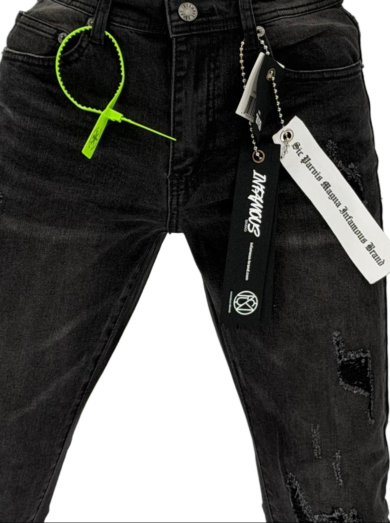 Step up your everyday style with the Infamous Skinny Straight Jeans in Washed Black – the perfect blend of edge and comfort. These jeans feature a modern skinny-straight fit that offers a streamlined silhouette while allowing easy movement throughout the day.