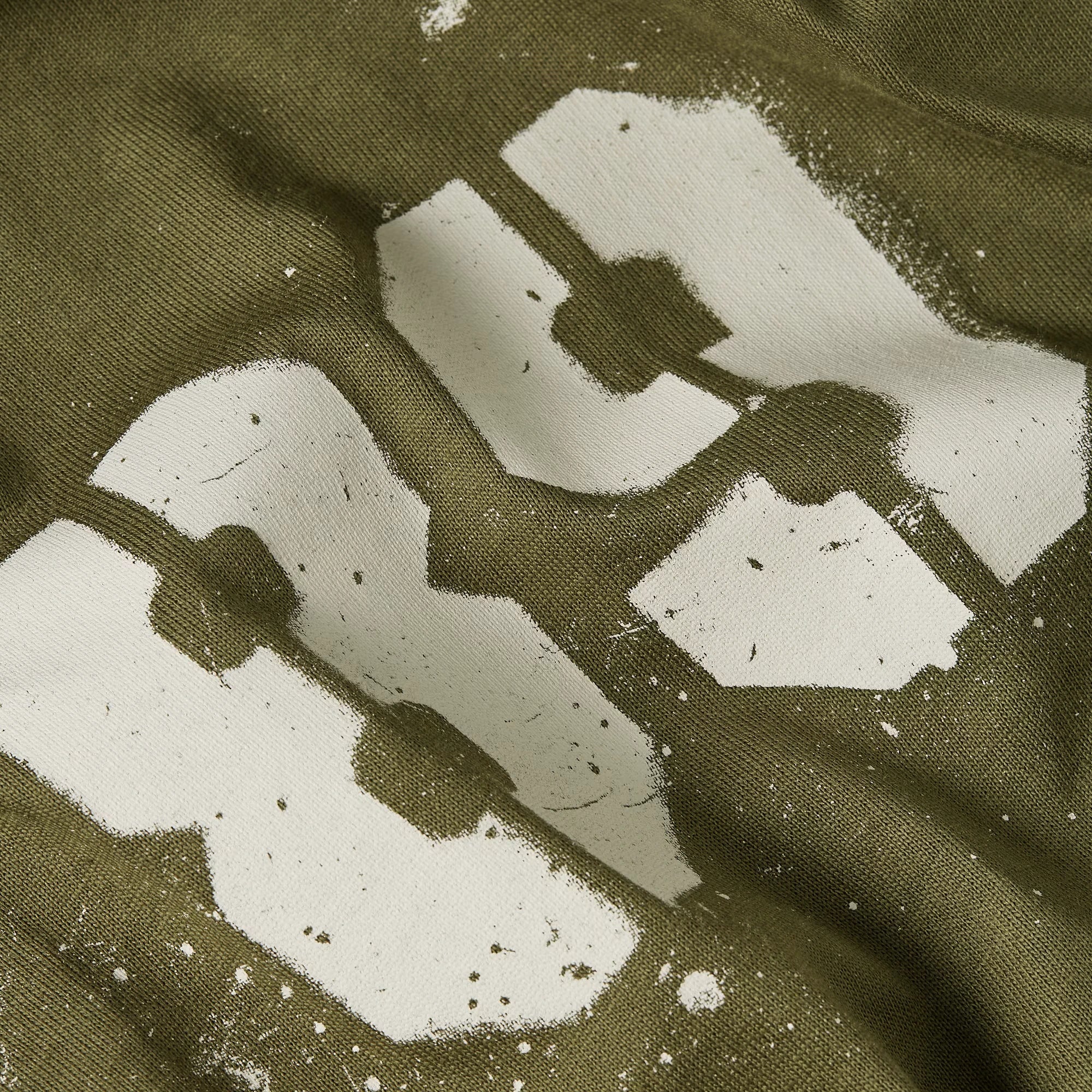 Oversized G-STAR Sprayed 89 Back T-Shirt with bold front and back graphic prints.