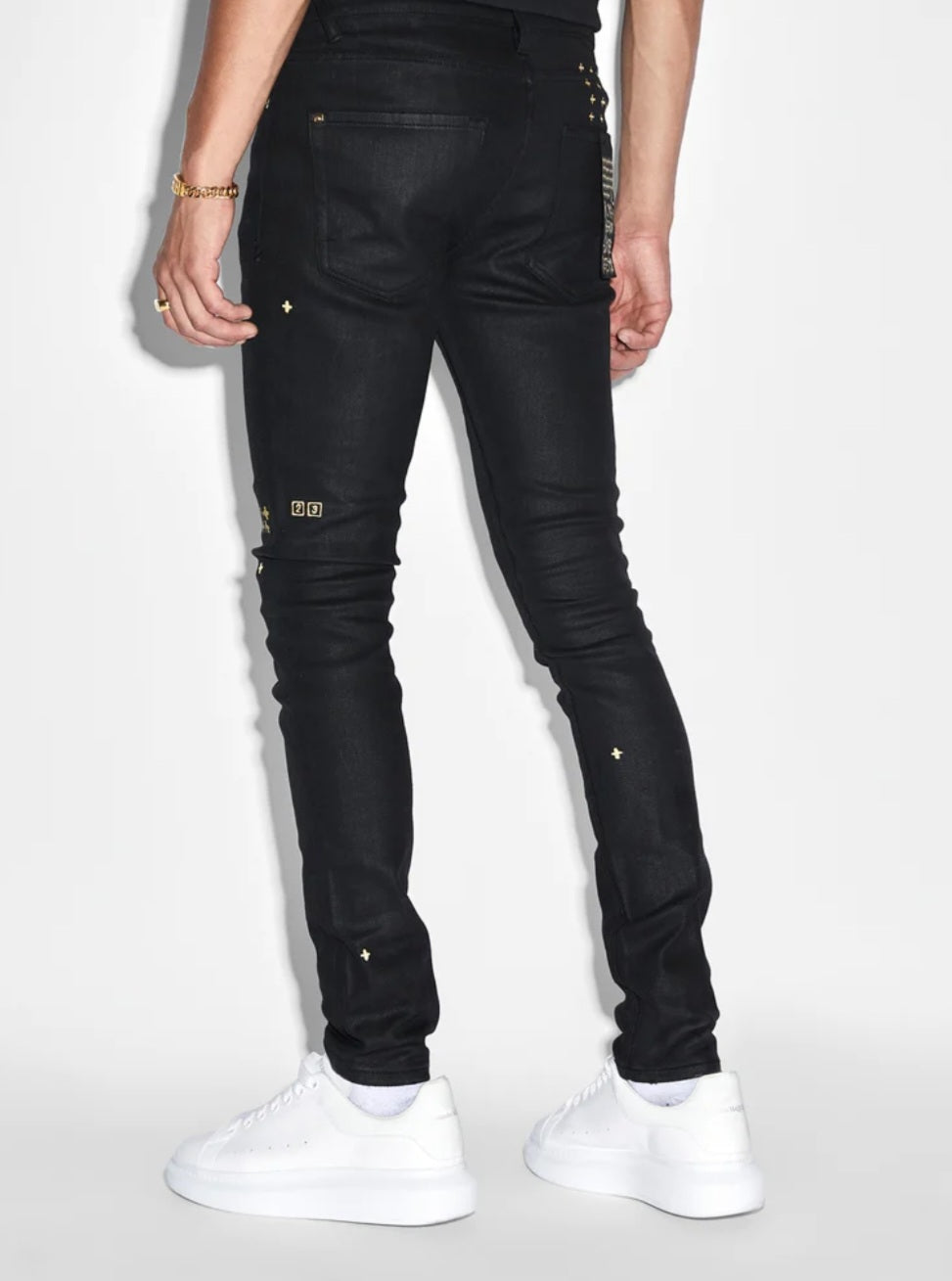 Liza onlayn onanizm bilan shugullanadi Sariq porno toplami